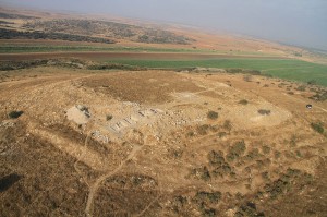 Aerial_view_of_Tel_Burna