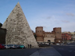 800px-Porta_San_Paolo_-_Piramid_Cestius
