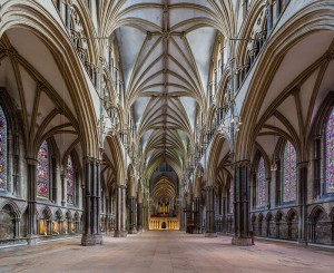 Lincoln_Cathedral_Nave_1,_Lincolnshire,_UK_-_Diliff