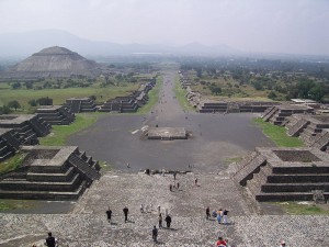 800px-Teotihuacan