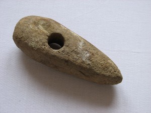 800px-Stone_axe_hammer_from_Slovenia_ZN_234_3