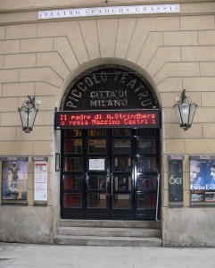 Piccolo_Teatro_Milano_entrance