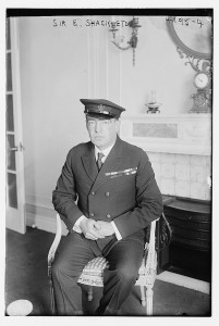 Sir_Ernest_Henry_Shackleton_in_1917