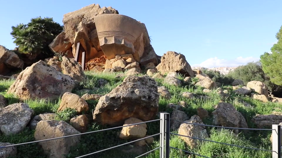 Agrigento Olympieion restauro Tempio di Giove Olimpio Valle dei Templi