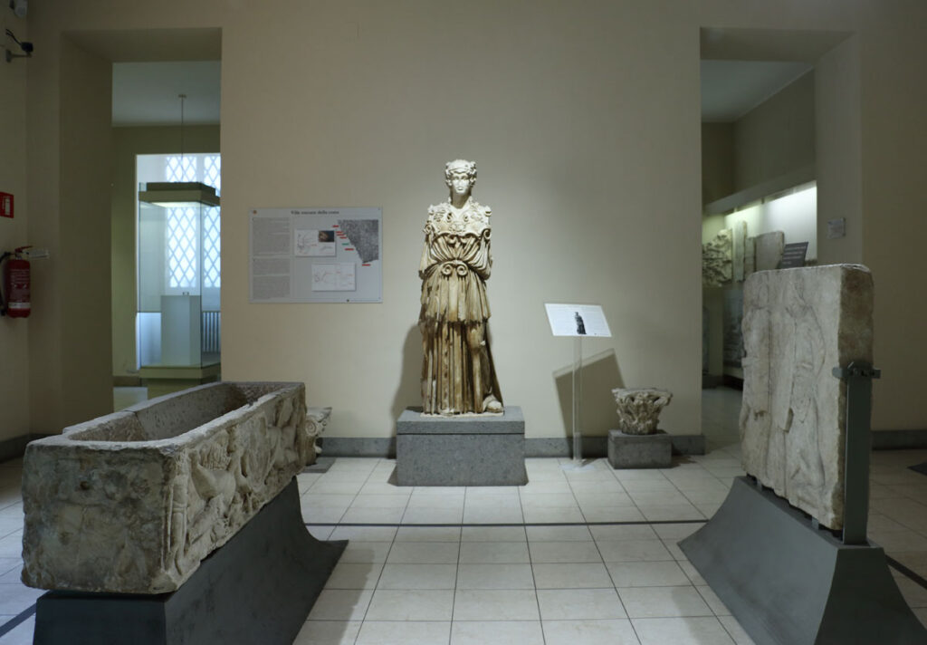 Museo Archeologico Nazionale di Civitavecchia - Sala dei marmi di età imperiale