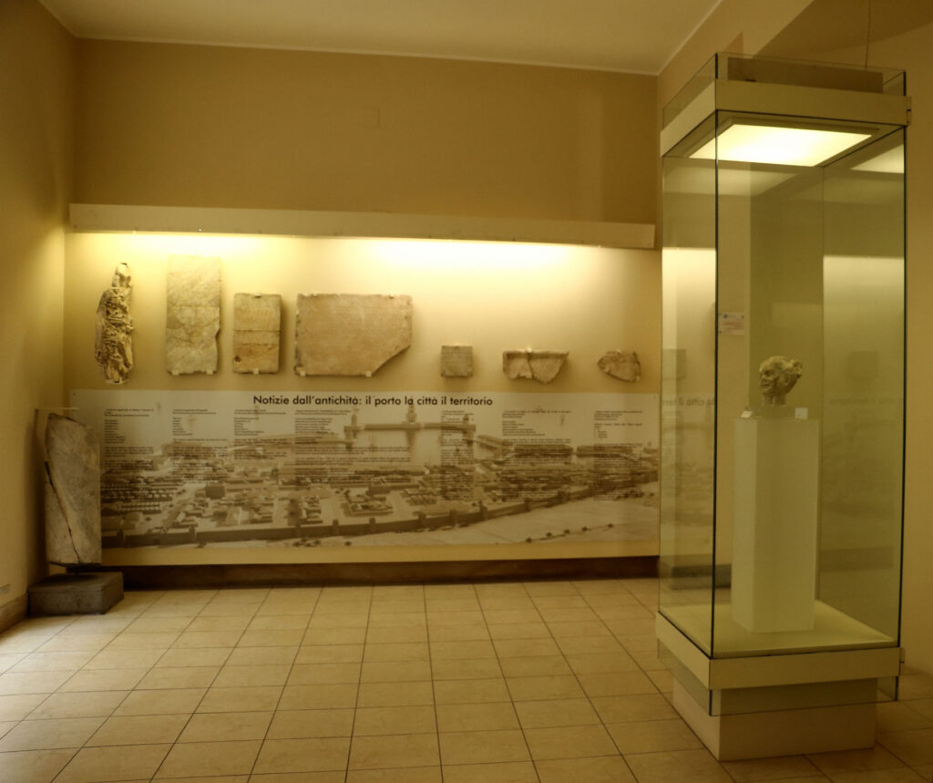 Museo Archeologico Nazionale di Civitavecchia - Sala epigrafica