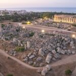 Verranno ricomposte tre colonne del Tempio G del Parco Archeologico di Selinunte