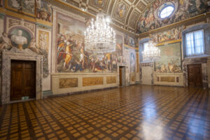 restauro della Sala di Bona e degli Arazzi Valois