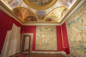 restauro della Sala di Bona e degli Arazzi Valois