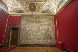 restauro della Sala di Bona e degli Arazzi Valois