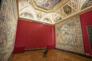 restauro della Sala di Bona e degli Arazzi Valois