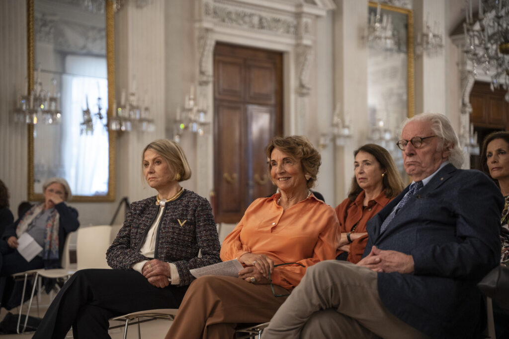 Mecenatismo per il restauro della Sala di Bona e degli Arazzi Valois