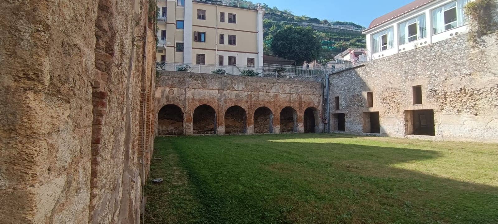 restauri villa romana marittima di Minori