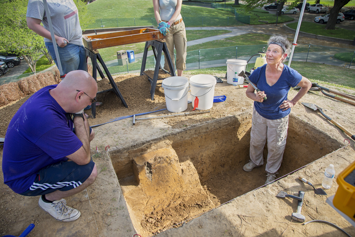 Who built the LSU campus mounds provides insight into these prehistoric treasures