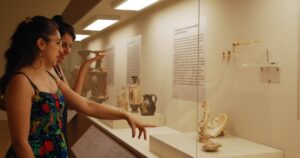 mostra Buenos Aires Tesori del Museo Archeologico Nazionale di Taranto. Greci e altre civiltà antiche del Sud Italia