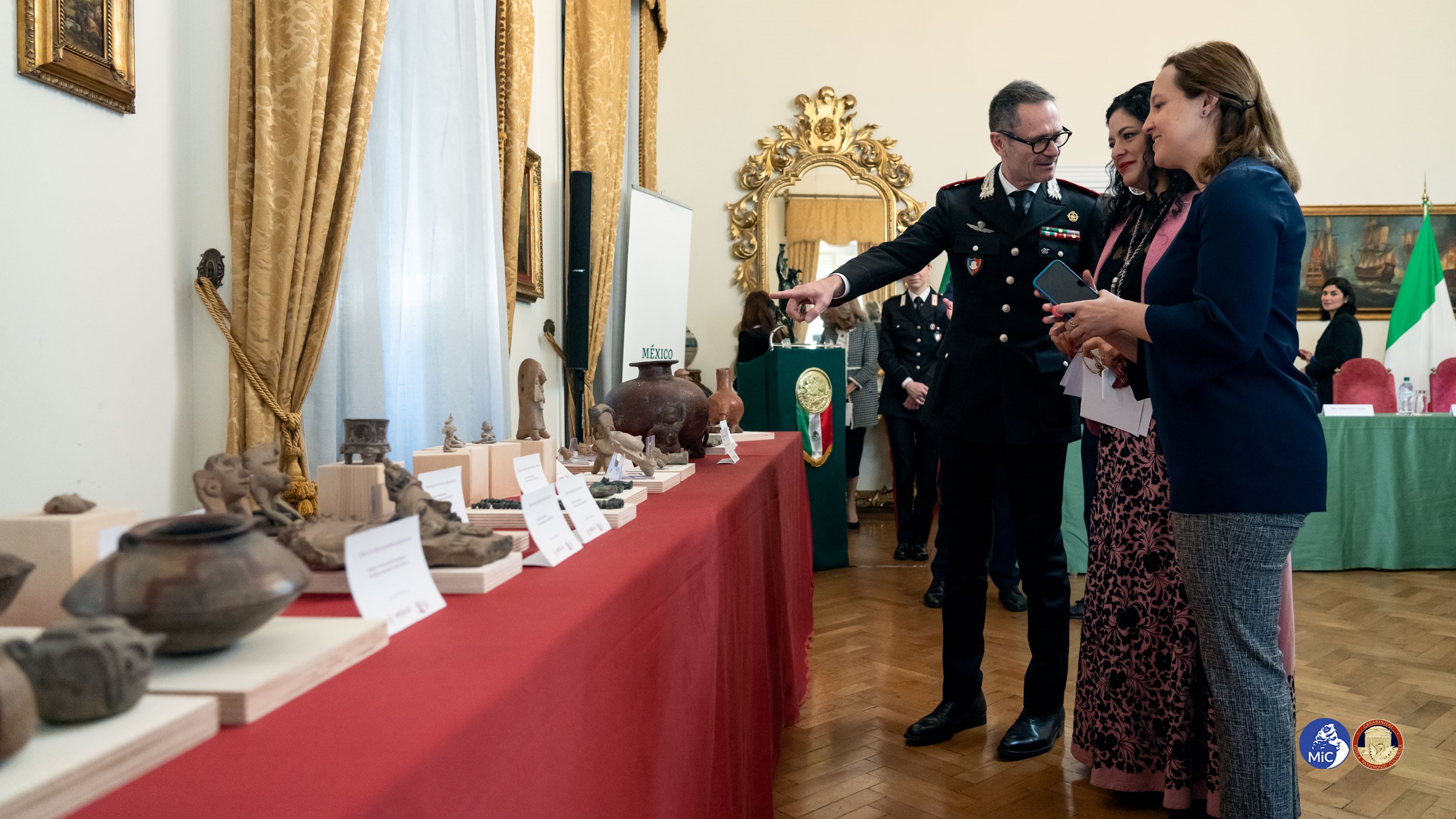 43 reperti archeologici restituiti al Messico dai Carabinieri TPC