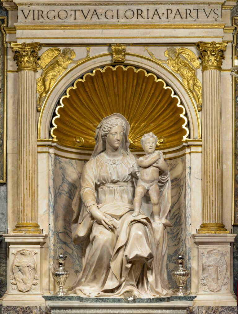 restauro della Madonna del Parto di Jacopo Sansovino