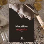 Augustus di John Williams, pubblicato da Fazi Editore (2021) nella collana Le strade
