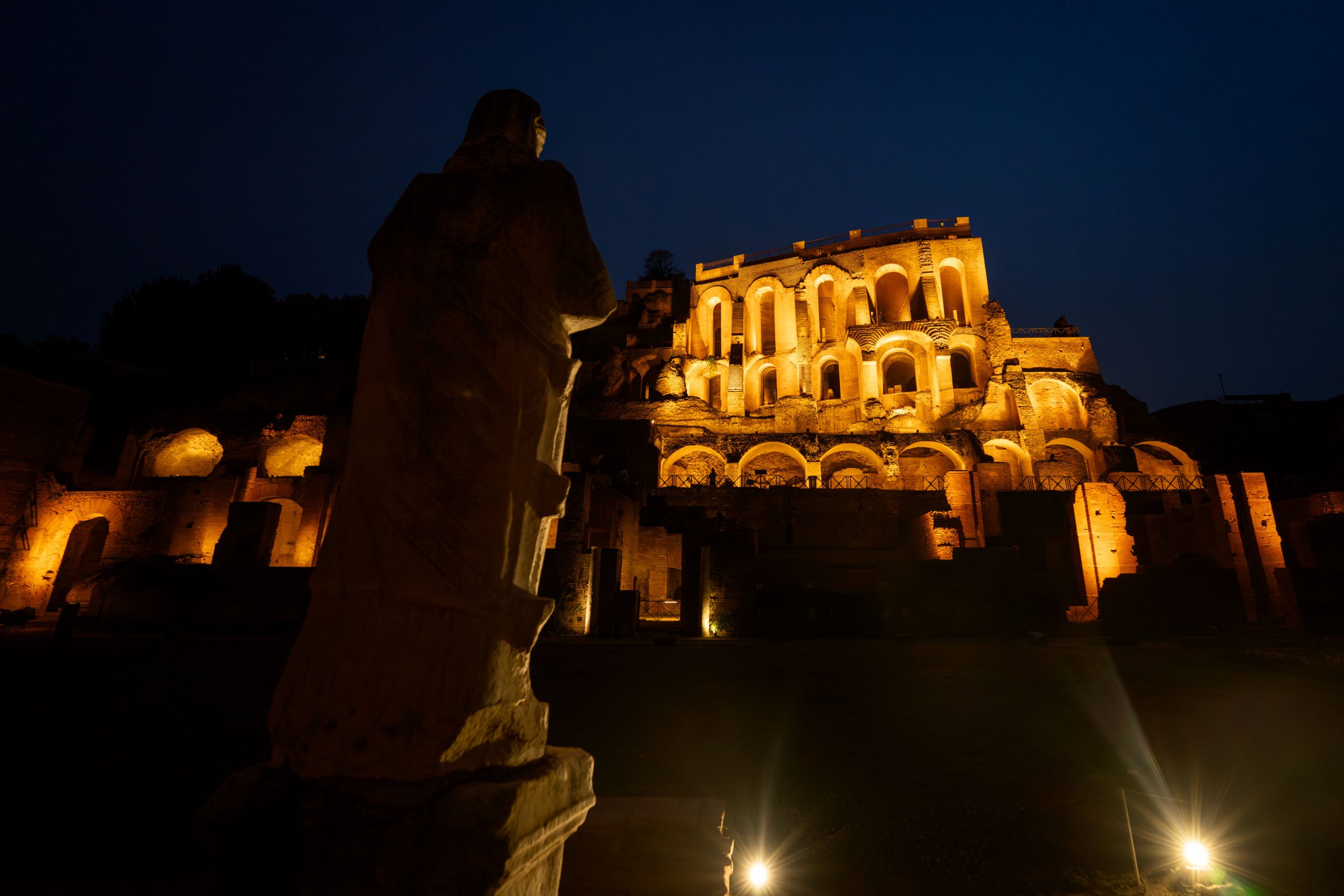 Domus Tiberiana, illuminazione serale