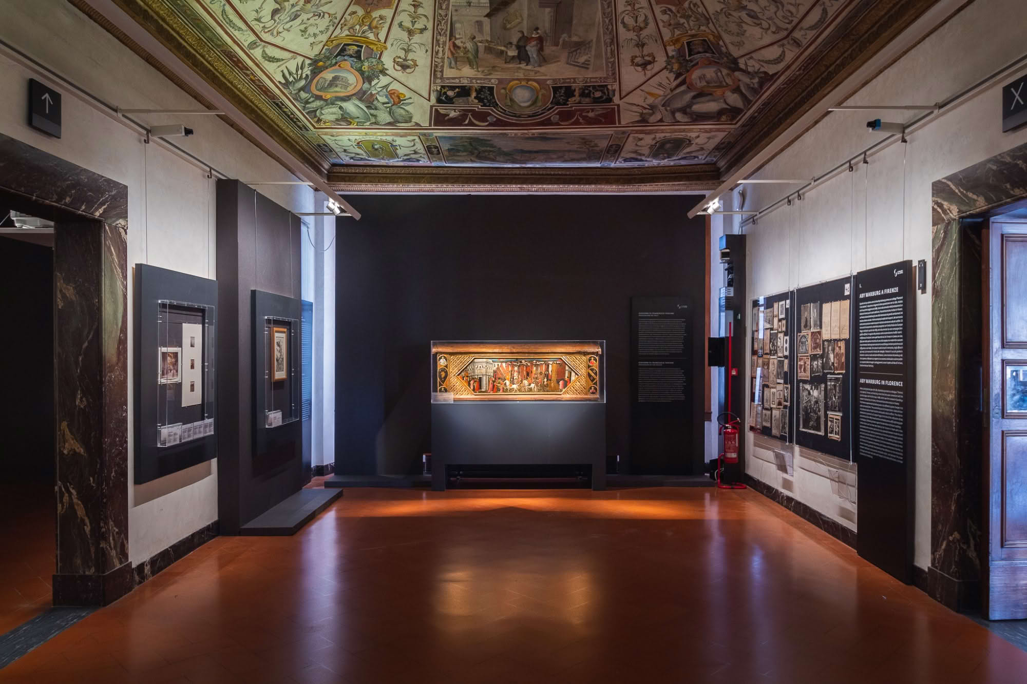 La mostra Camere con vista. Aby Warburg, Firenze e il laboratorio delle immagini