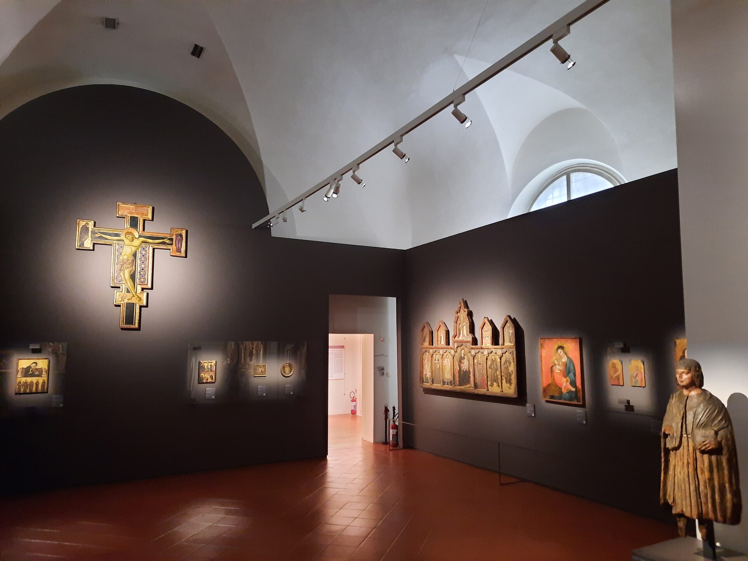 Una sala della Pinacoteca comunale di Faenza
