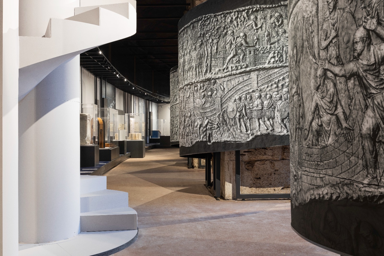 mostra al Colosseo: veduta generale, Archivio Parco archeologico Colosseo