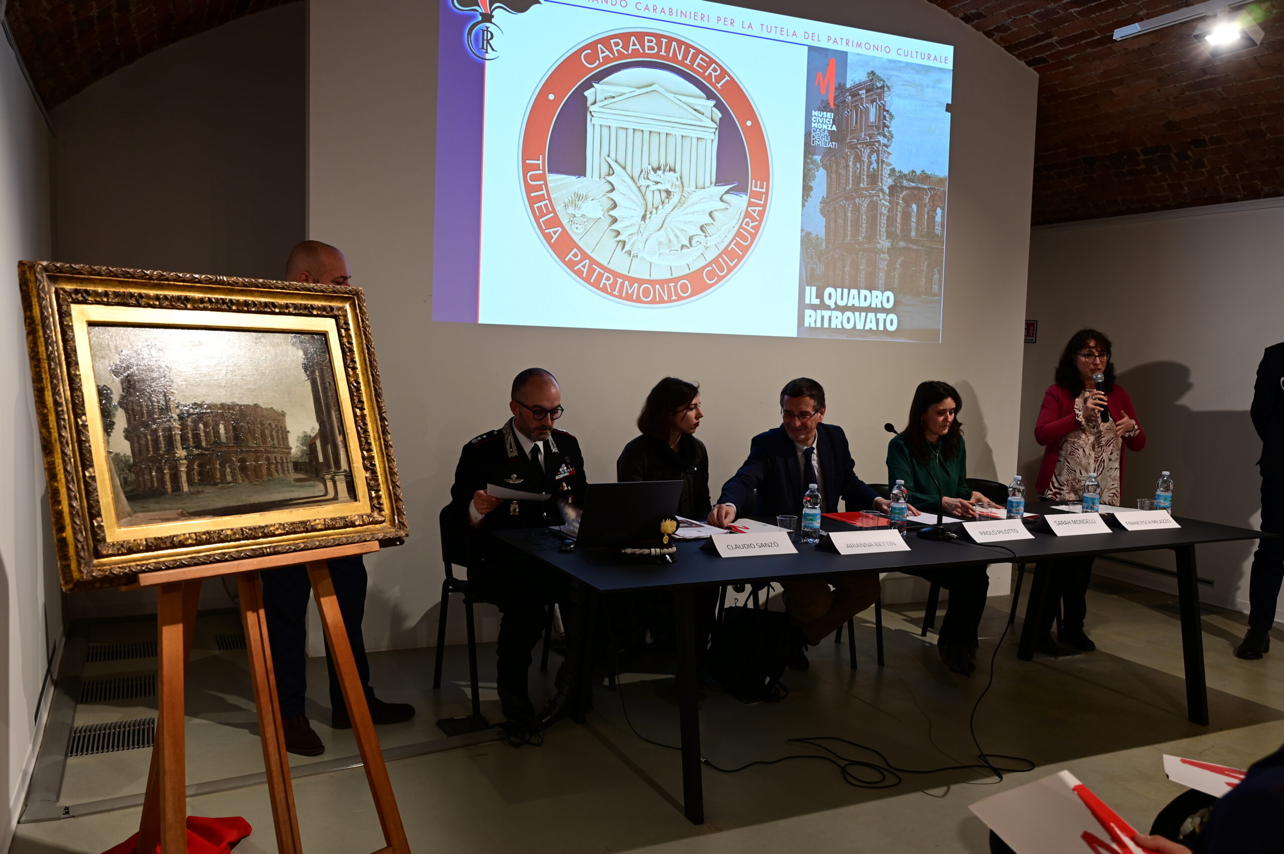 I Carabinieri TPC restituiscono dipinto del XVII secolo del Colosseo, rubato 50 anni fa dalla Pinacoteca Civica della Villa Reale di Monza