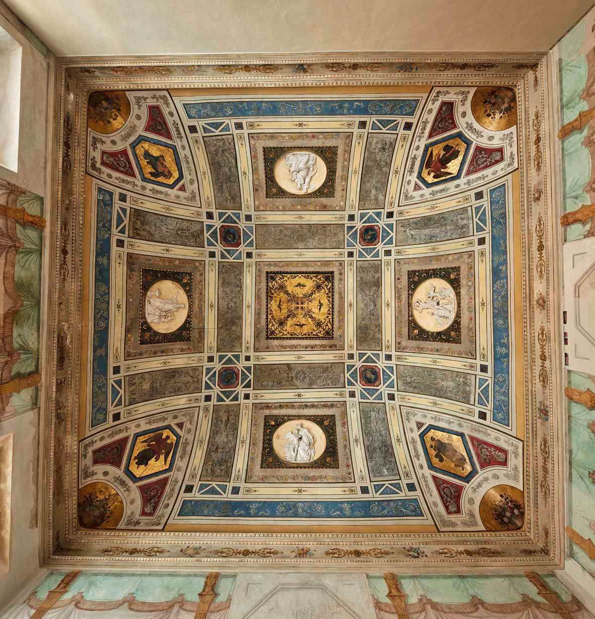 Palazzo Guiccioli, Ravenna. Veduta del soffitto dopo il restauro