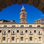 Cortile della Cavallerizza visto dal Corridore