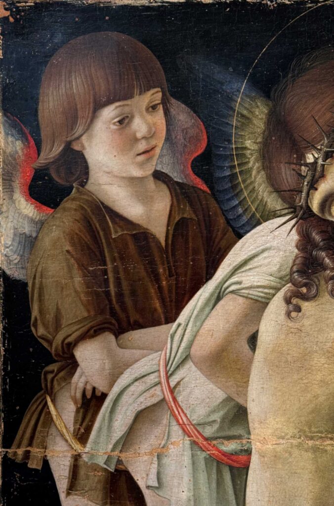 Pietà: Cristo morto con quattro angeli,1475 c., tempera e olio su tavola, provenienza: Tempio Malatestiano, Rimini, Museo della Città, inv. 18 PQ