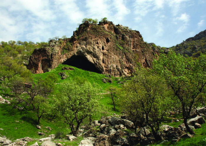 View of the entrance to Shanidar Cave, within the Zagros Mountains in the Kurdistan region in northern Iraq. Credits: Prof Graeme Barker