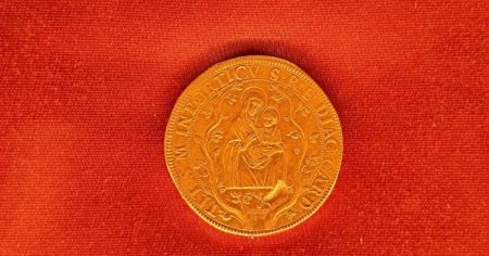 Palazzo Ducale Mantova collezione Magnaguti-Casero Nell'oro impressa Ferdinando Gonzaga Foto di Giuseppe Fraccalvieri