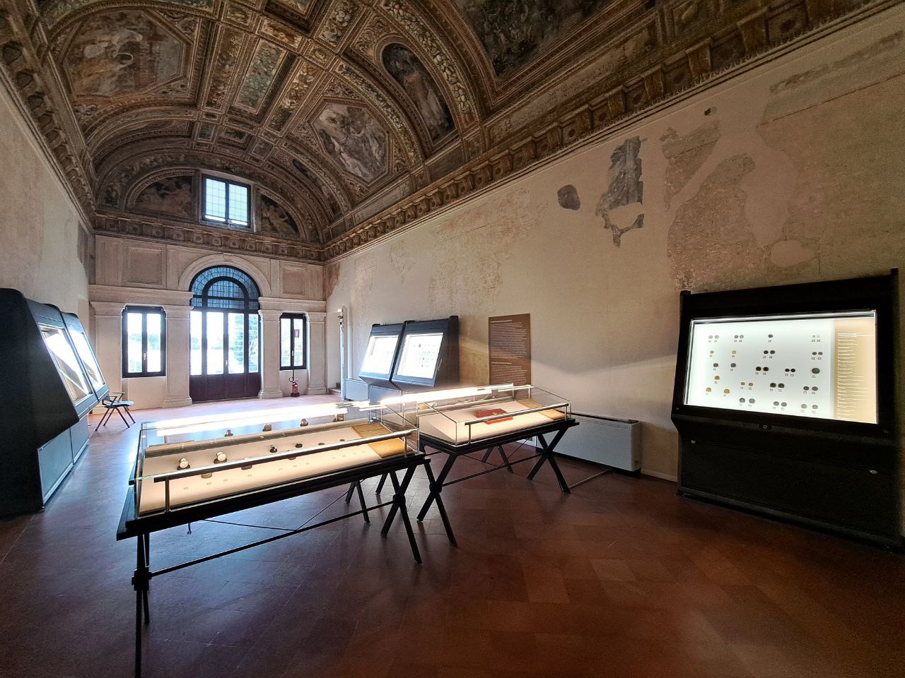 allestimenti. Foto di Giuseppe Fraccalvieri