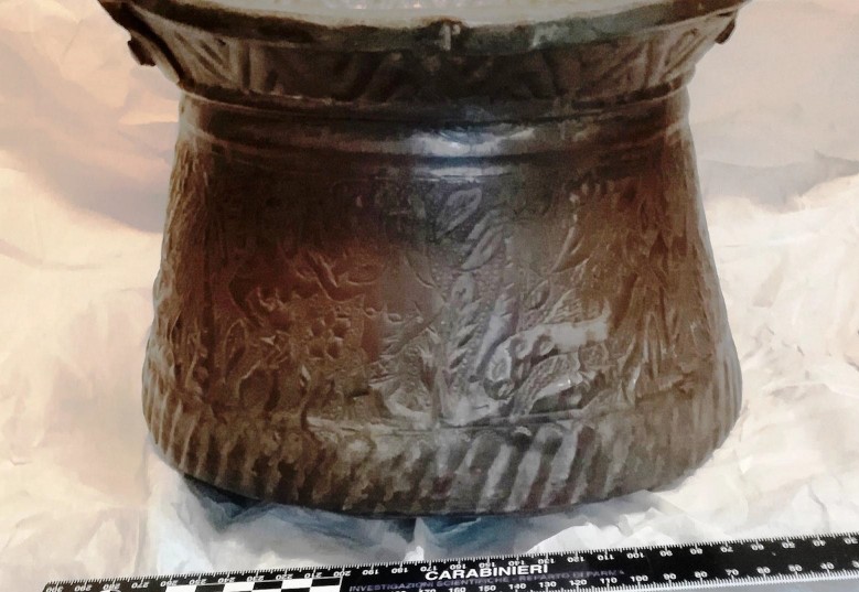 situla irachena databile XIX – XX sec.