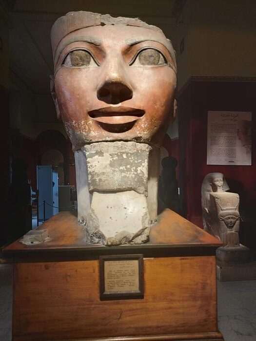 Statue of queen Hatschepsut in the Cairo Museum. Credits: Sahar Saleem, CC BY