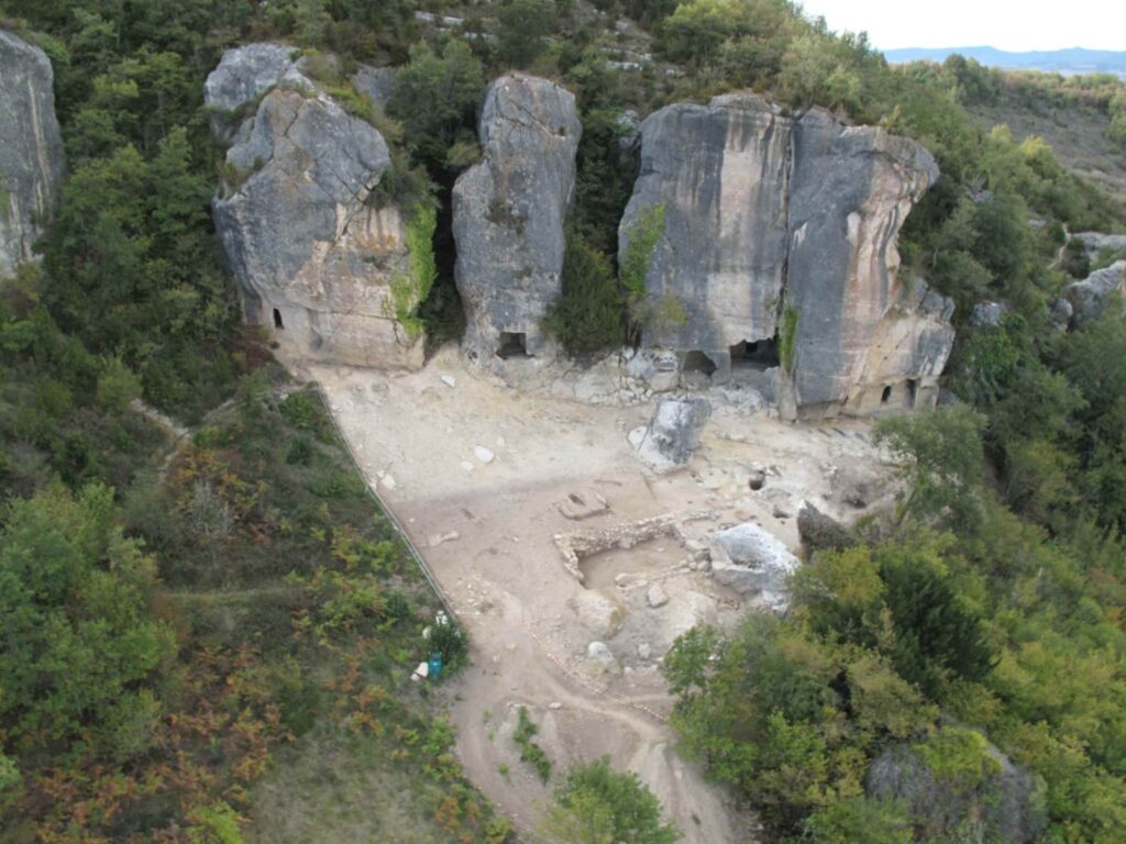 Aerial view of the excavated area in the early medieval settlement of Las Gobas (Condado de Treviño, Spain). /GPAC (Grupo de investigación en Patrimonio Construido) Basque Country University