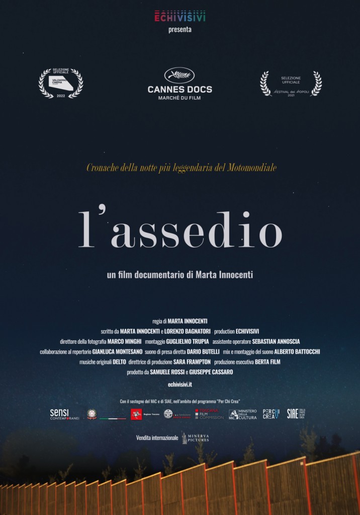 la locandina del film L’Assedio, documentario di Marta Innocenti