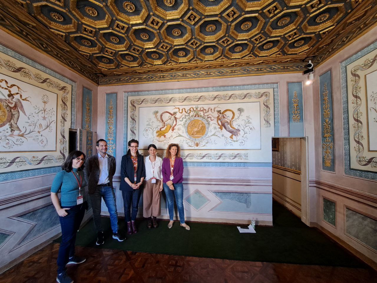 Verena Frignani, Stefano L'Occaso, Giulia Marocchi, Ylenia Apollonio, presso la cosiddetta Stufetta. Foto di Giuseppe Fraccalvieri