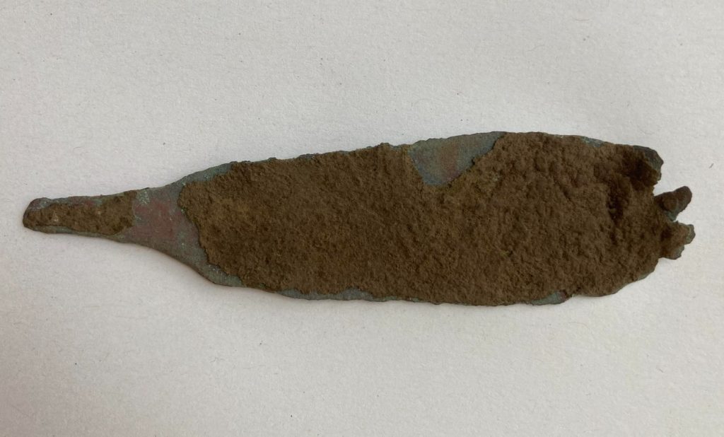 copper dagger Tina Jama cave