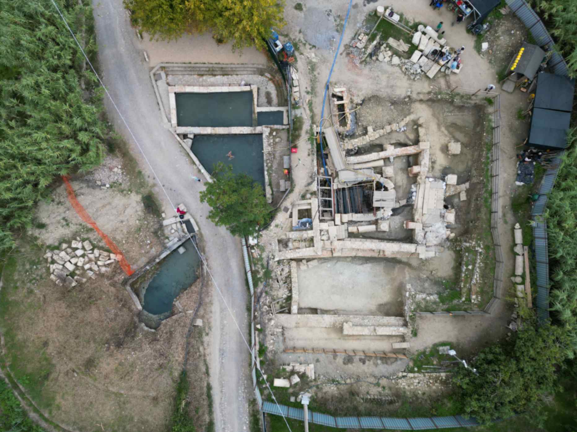 panoramica dello scavo. Foto © Soprintendenza Archeologia, Belle Arti e Paesaggio per le provincie di Siena, Grosseto e Arezzo, Comune di San Casciano dei Bagni, UNISTRASI - Università per Stranieri di Siena
