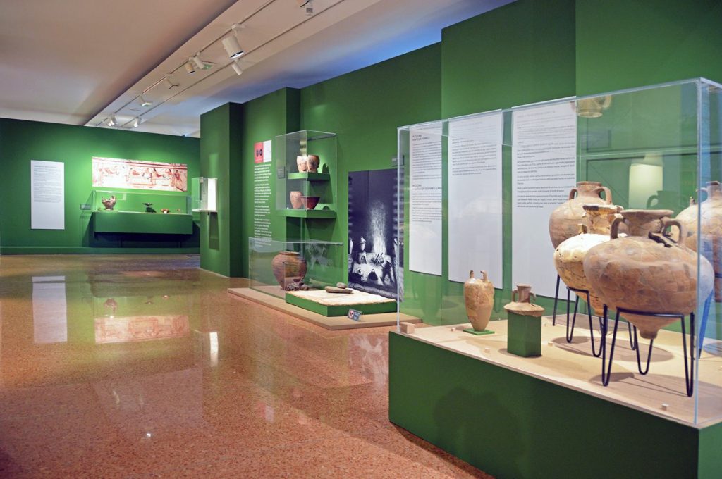 Lungo il fiume. L'abitato etrusco del Forcello mostra