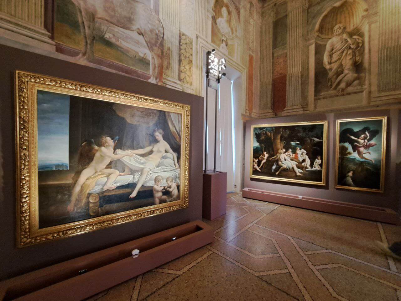 Dal caos al cosmo. Metamorfosi a Palazzo Te. Foto di Giuseppe Fraccalvieri