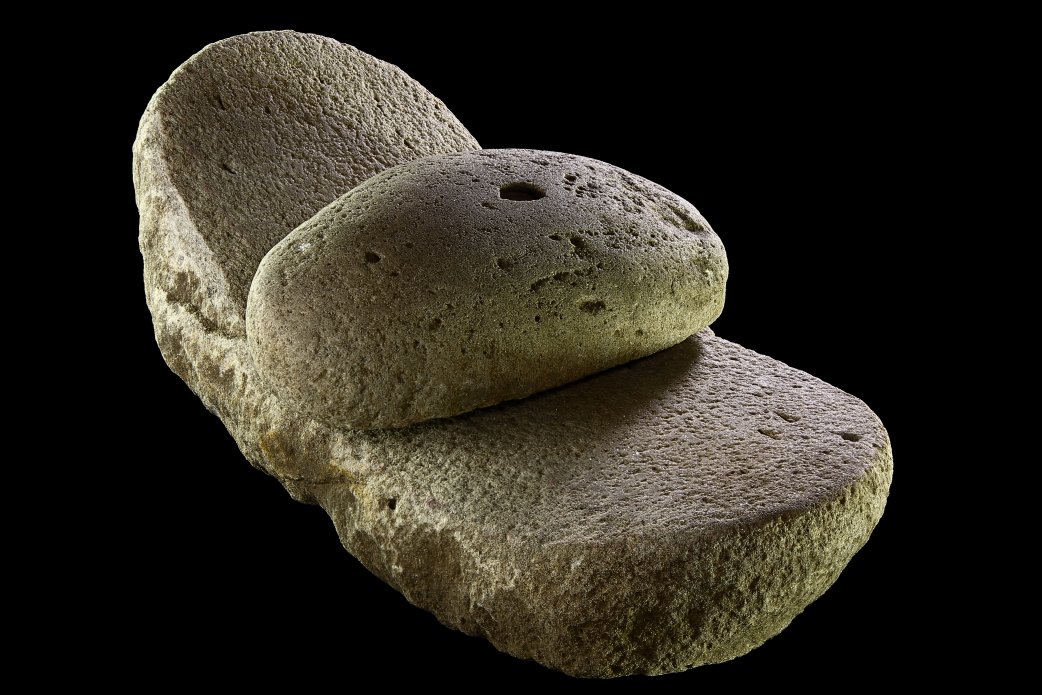Fitting pair of the grinding stone deposit of Goseck circular enclosure. Author J. Soldevilla, LDA (State Office for Heritage Management and Archaeology Saxony-Anhalt)