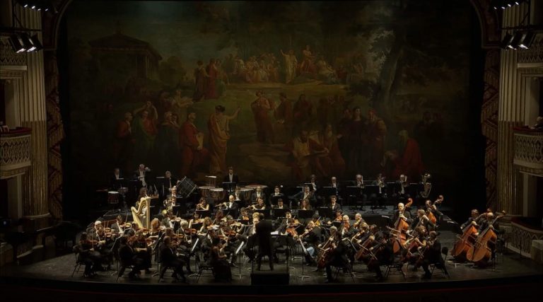 Musica Sinfonie d'Opera al Teatro di San Carlo di Napoli