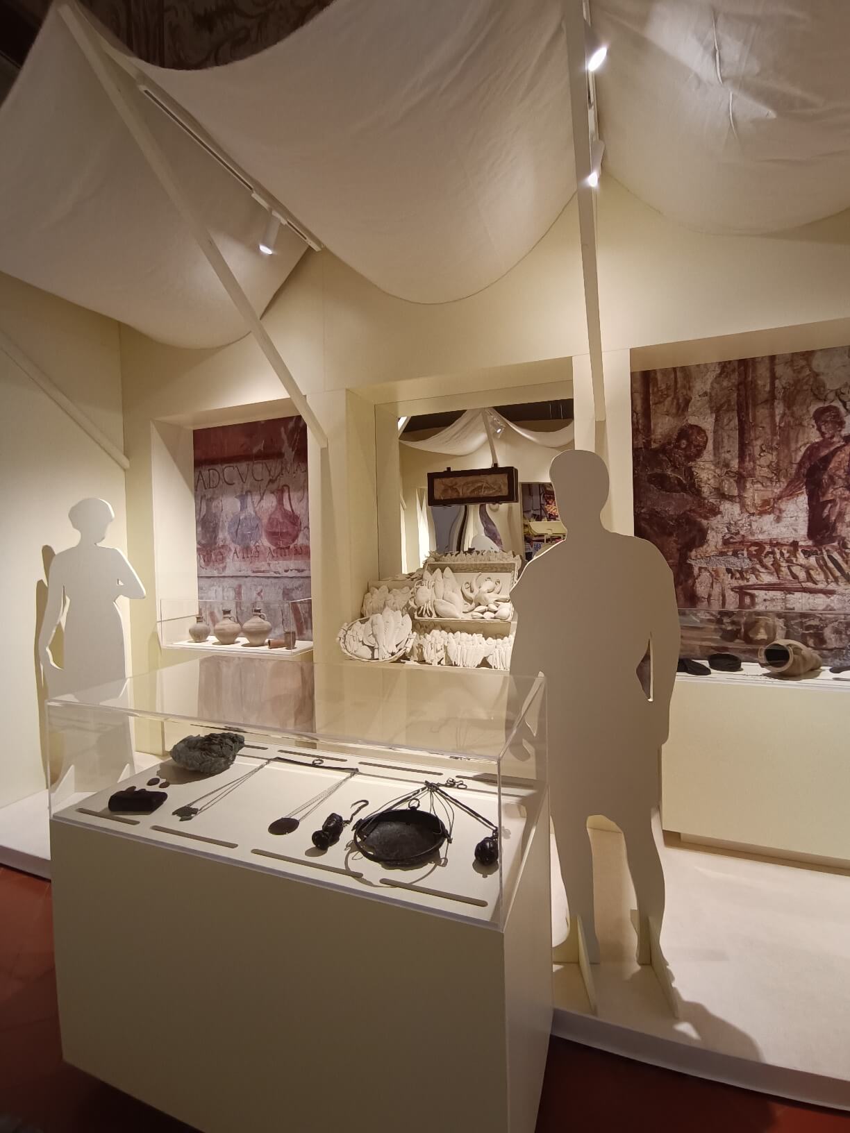 Dall’uovo alle mele. La civiltà del cibo e i piaceri della tavola a Ercolano, la mostra