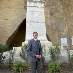 Riapre al pubblico il Parco delle tombe di Virgilio e Leopardi a Napoli - foto con Alessandro Giuli