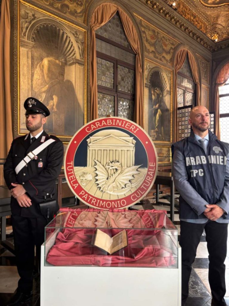 Biblioteca Marciana incunabolo De Insulis Indiae supera Gangem nuper inventis Cristoforo Colombo