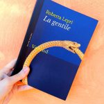 la copertina del romanzo La gentile, di Roberta Lepri, edito da Voland (2024) nella collana Amazzoni. Foto di Ilaria Parlanti