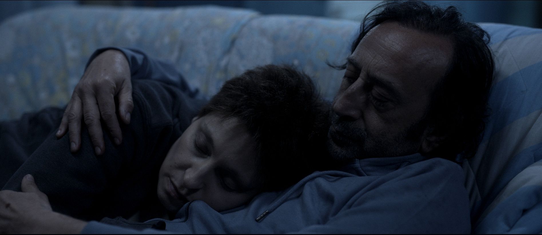 Nero, film di Giovanni Esposito