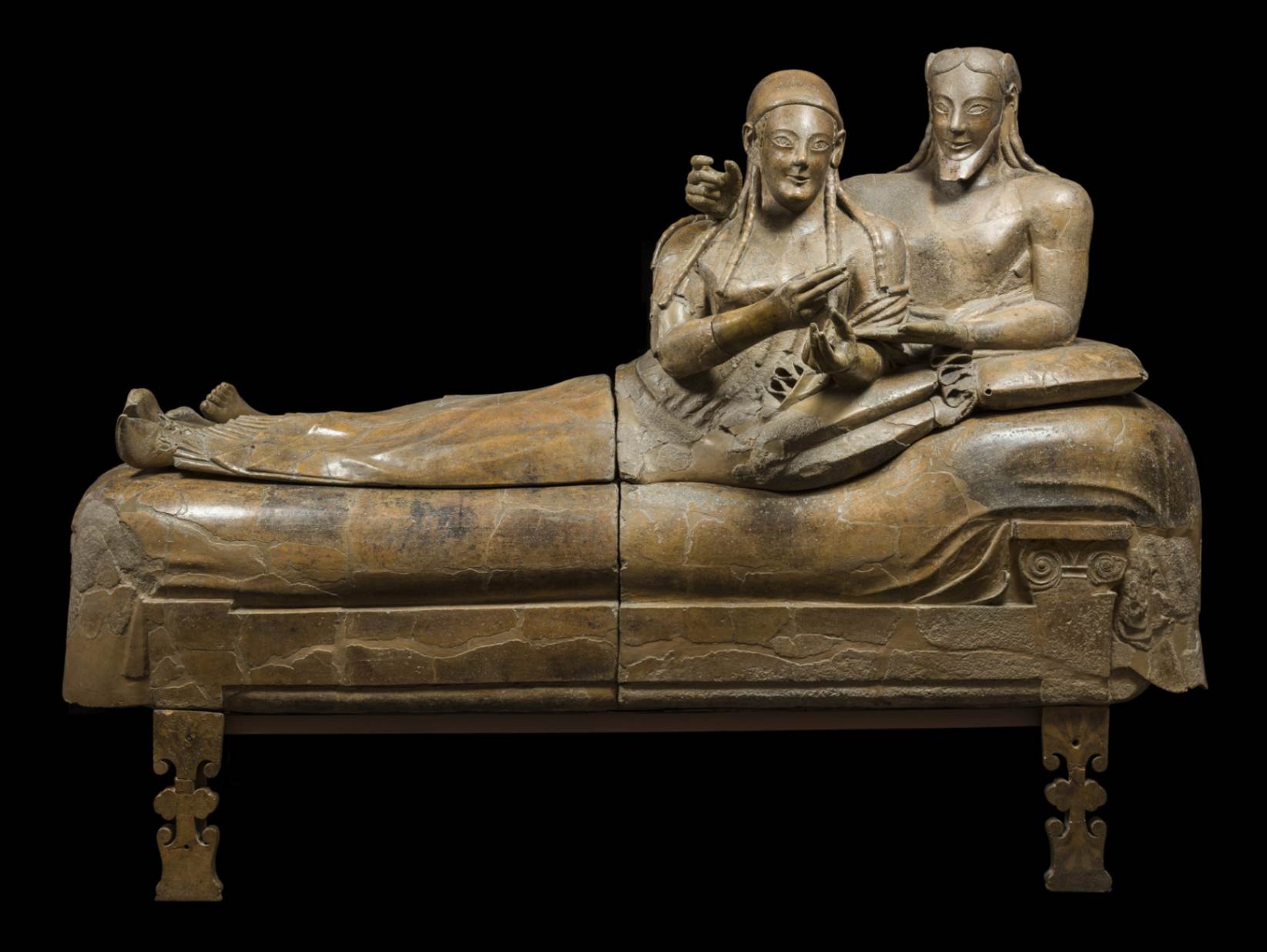 Restauro del Sarcofago degli Sposi 238311 FRONTALE